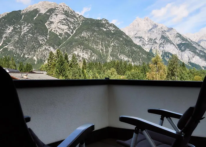 Weidacher Ausblick 아파트 로이타쉬